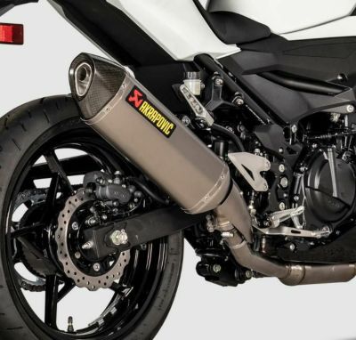 Akrapovic(アクラポヴィッチ) カーボン・スリップオン・マフラー