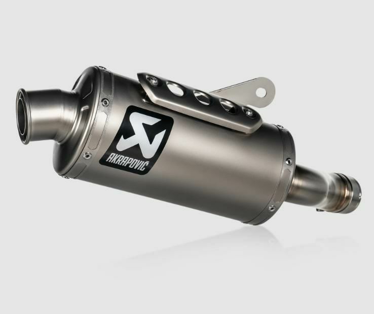 【美品】アクラポビッチ　スリップオンマフラー　ドゥカティ　スクランブラー イタリア在庫あり S-D8SO4-CUBTBL /1 AKRAPOVIC スクランブラー