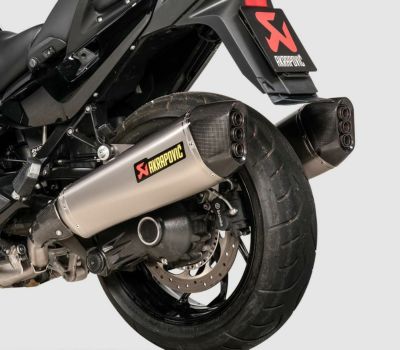 AKRAPOVIC スリップオンマフラー チタン BMW R1250RT (2019-2024)
