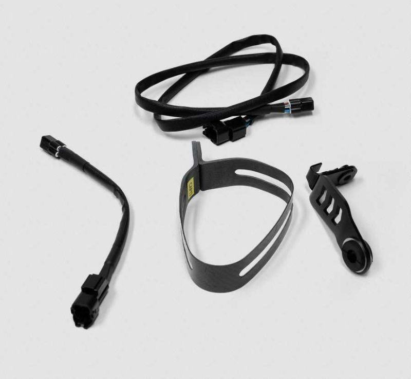 AKRAPOVIC フルシステムマフラー レーシングライン カーボン YAMAHA MT