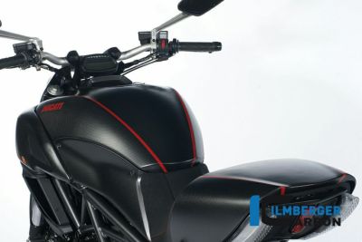 ILMBERGER リアフェンダー DUCATI DIAVEL 1200