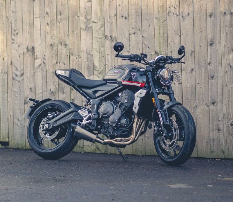 トライアンフ トライデント660/タイガー660 フルエキゾーストマフラー