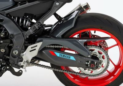 TST MT-10 YZF-R1用　カーボンリアフェンダー TST MT-10 YZF-R1用 カーボンリアフェンダー 15r1co1_undertail