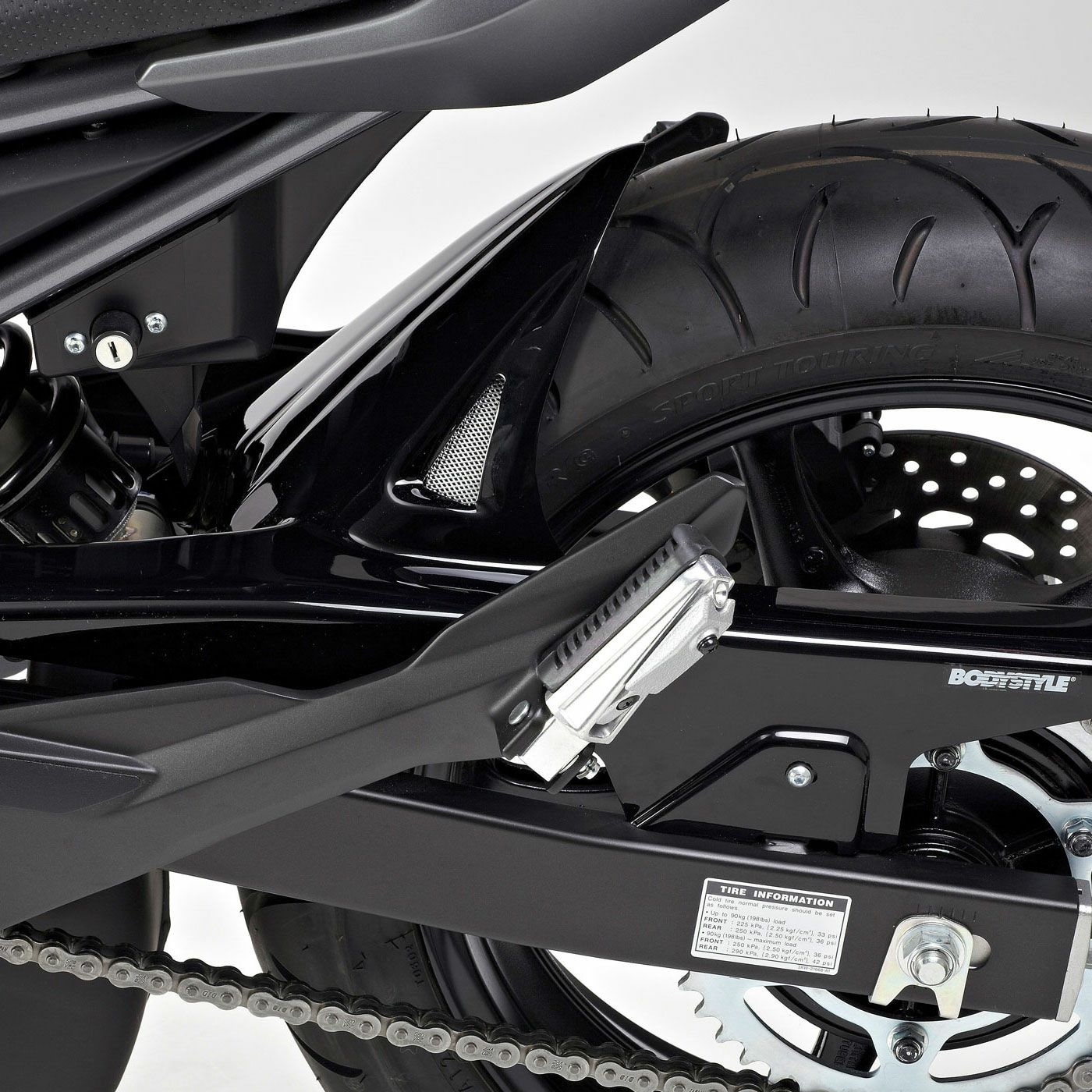 BODYSTYLE リアフェンダー YAMAHA XJR1300 (1999-2016)