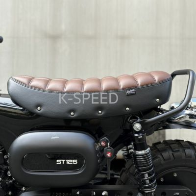 ホンダ ダックス125 シート スクエアパターン Diabolus ブラック