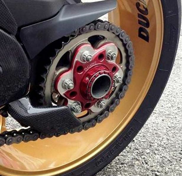 DUCATI パニガーレ V4 DUCABIKEスプロケットキャリア DUCATI パニガーレ V4 DUCABIKEスプロケットキャリア SITTA