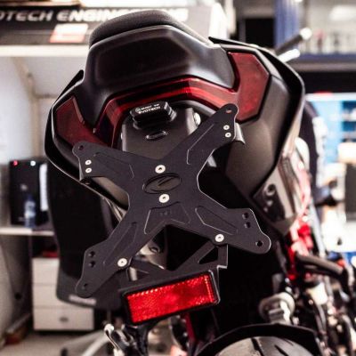 かえでページ KAWASAKI Z900 (2025-) フェンダーレスキット EVOTECH(エボテック