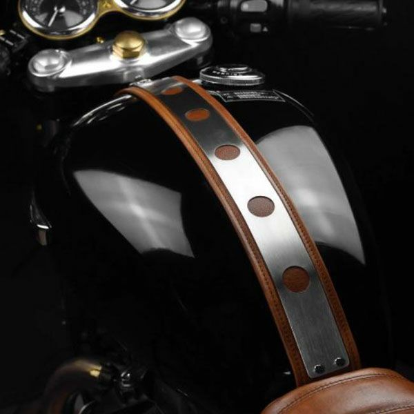 トライアンフ ボンネビル(Bonneville) ボバー |タンク＆タンクパッド